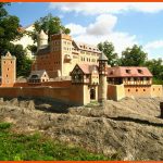 Aufbau Der Burgen Im Mittelalter (typische Bestandteile ... Fuer Leben Auf Der Burg Arbeitsblatt